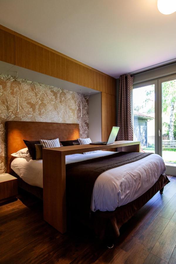 Logis Hotel Restaurant La Tour Dunières Εξωτερικό φωτογραφία